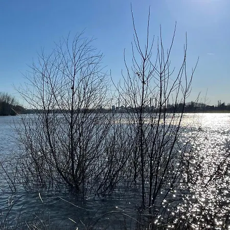 Habitat Himmelgeist Rum i privatbostad Düsseldorf